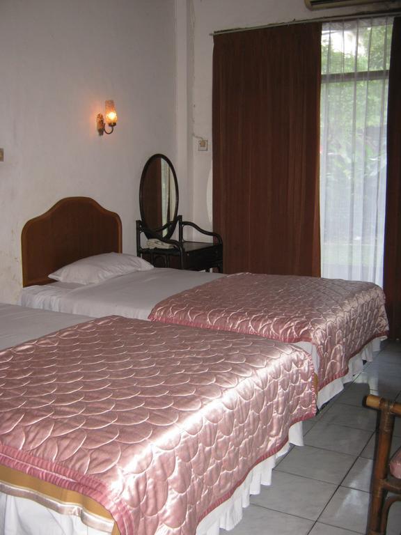 Le Paradis Hotel Palembang Room photo