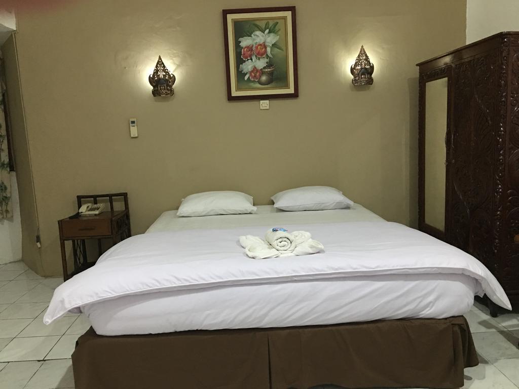 Le Paradis Hotel Palembang Exterior photo
