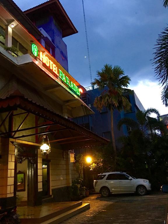 Le Paradis Hotel Palembang Exterior photo